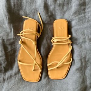 LOQ Ara Strappy Sandal in Dune - Size 40